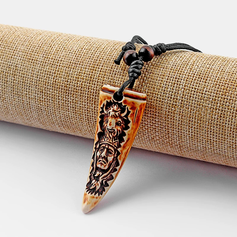 12pcs/lot Portrait Totem Wolf Tooth Pendant Necklace Immitation Yak Bone Resin Charms Necklaces Unisex Fashion Jewelry Choker