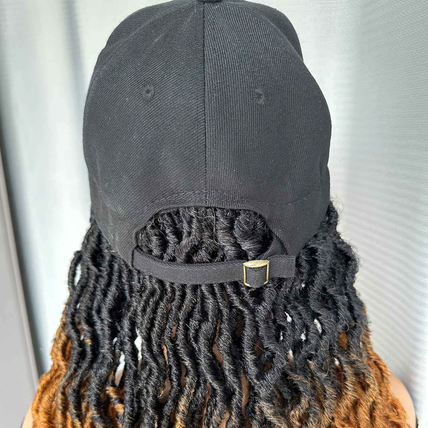 Baseball Cap Hat Synthetic Wig Hair With Faux Locs Crochet Braiding Crochet Hair For Black Women Ombre Twist Dreadlocks Hair Wig