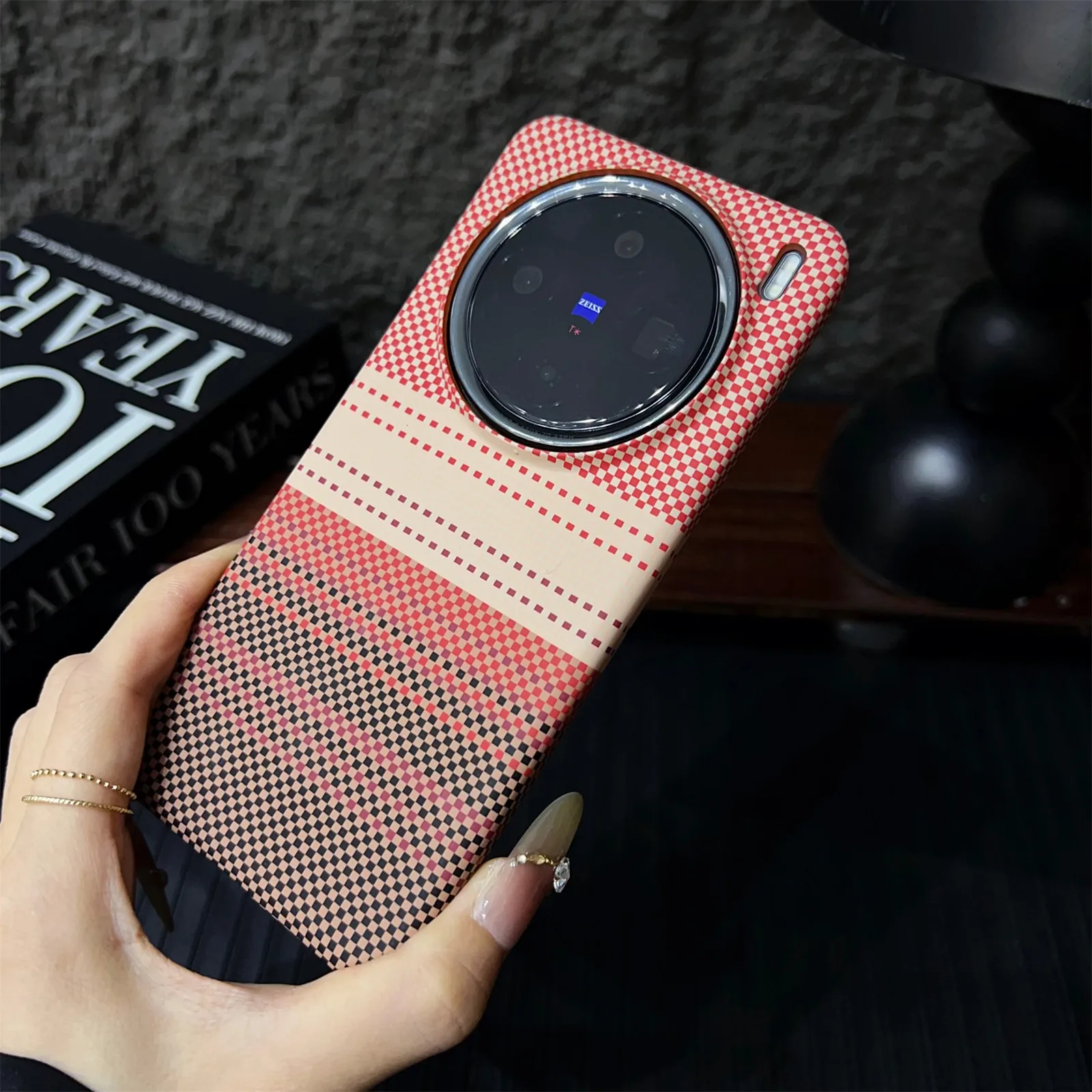 VIVO Phone Case - Slim Kevlar Carbon Fiber Design, Anti-Drop Magnetic Cover, Matte Hard Shell