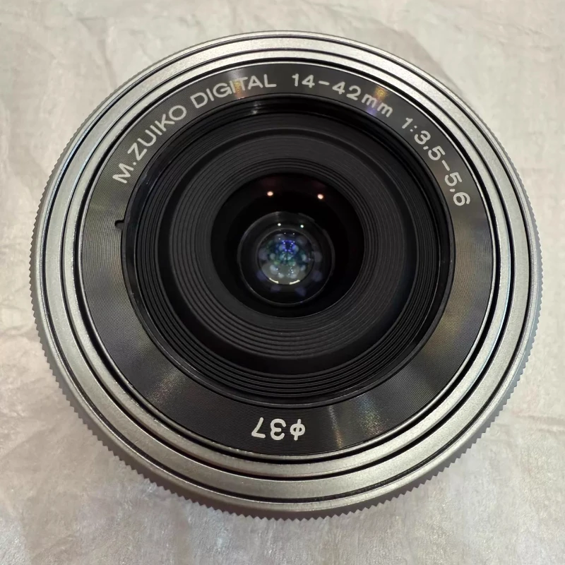 95% 새 상품 14-42mm F3.5-5.6 EZ 팬케이크 줌 렌즈 자동 초점 전자식 줌 (M4/3 카메라용)