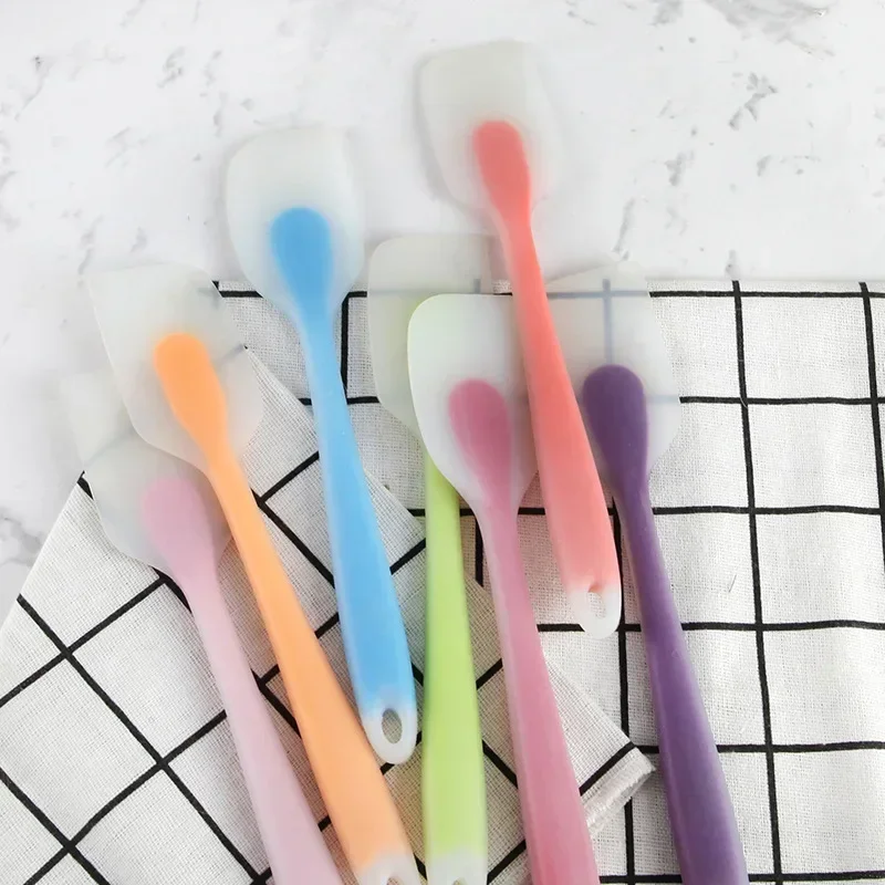 Silicone Spatula for Baking Cake and Bread