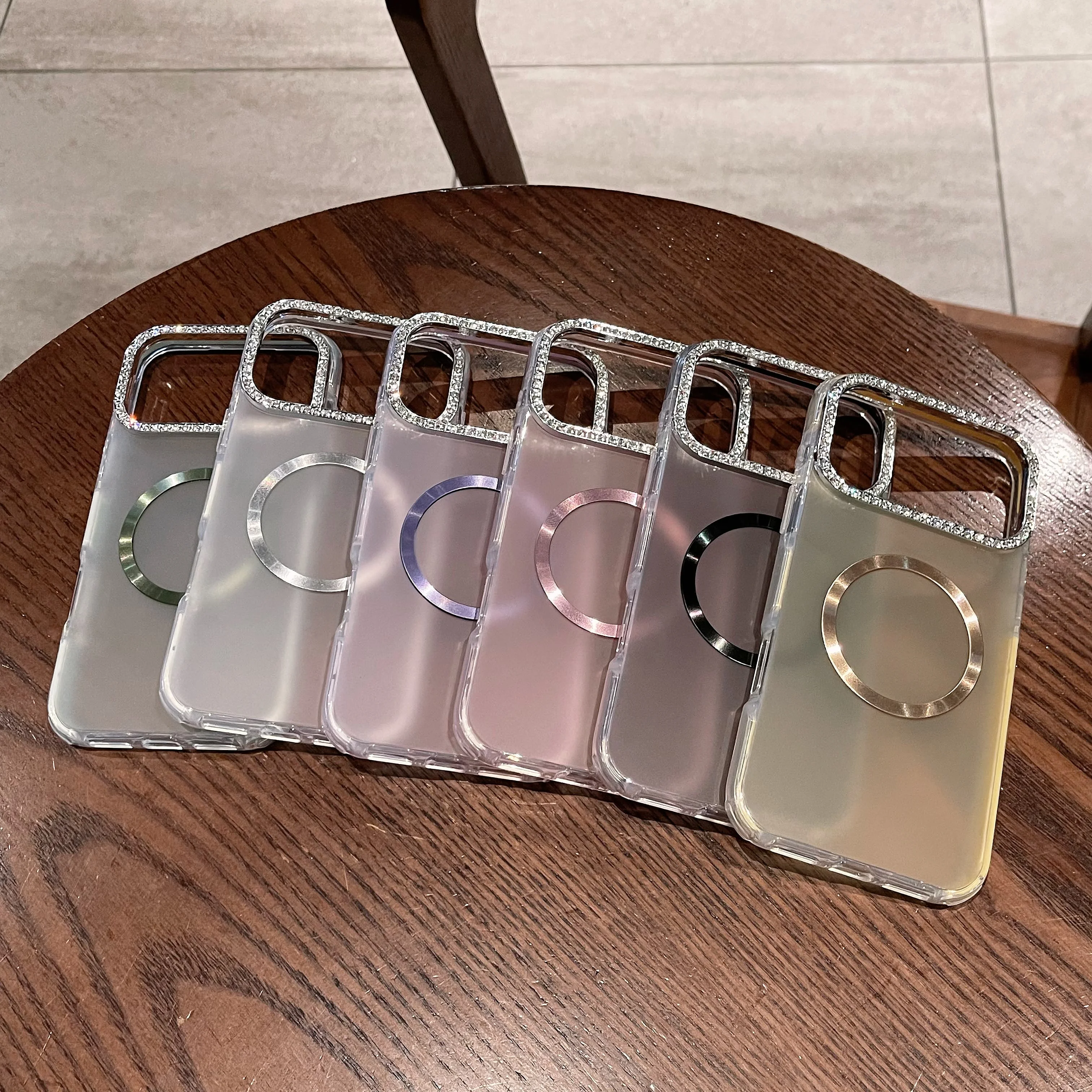 Luxury Sparkling Diamond Decorative Magnetic Phone Case with Shock Bumper Cover
