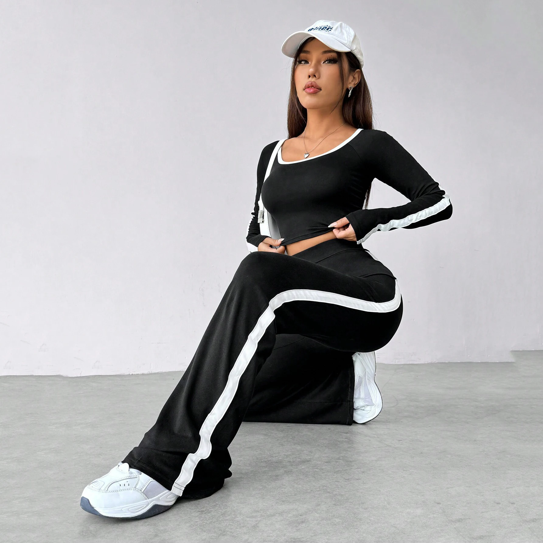 European and American Minimalist Fashion Set 2025 Spring and Autumn New Versatile Commuting Two Piece Set 2