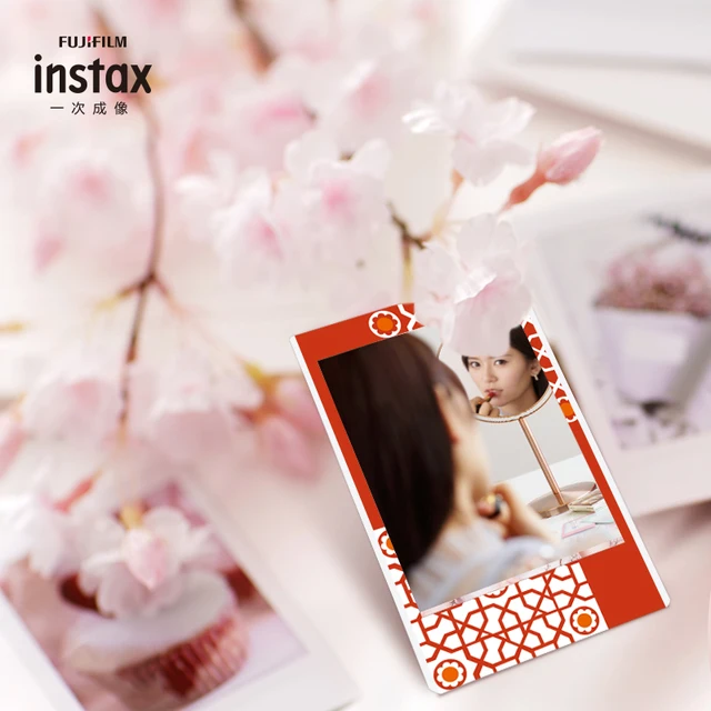 추억을 영원히 간직하는 인스탁스 미니 필름의 마법