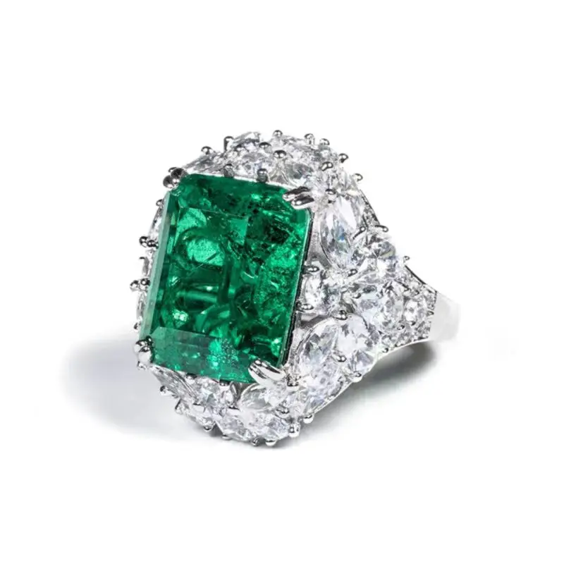 

Classical Emerald Green Tourmaline Paraiba with 925 Silver Solitaire Band Engagement Rings