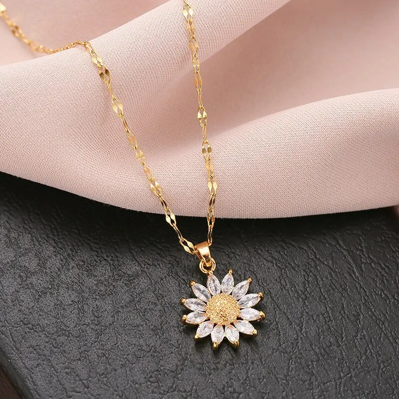 1 Piece Gold Tone Necklace Ladies Light Luxury Style Flower Pendant Inlaid Zirconia Titanium Steel Chain Holiday Jewelry_voghion.com