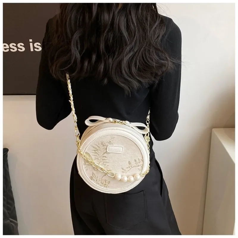 Retro Beige Embroidery Shoulder Bags Women Beaded Chain Round Leather Crossbody Bag Ladies Elegant Premium Luxury Design Bag New