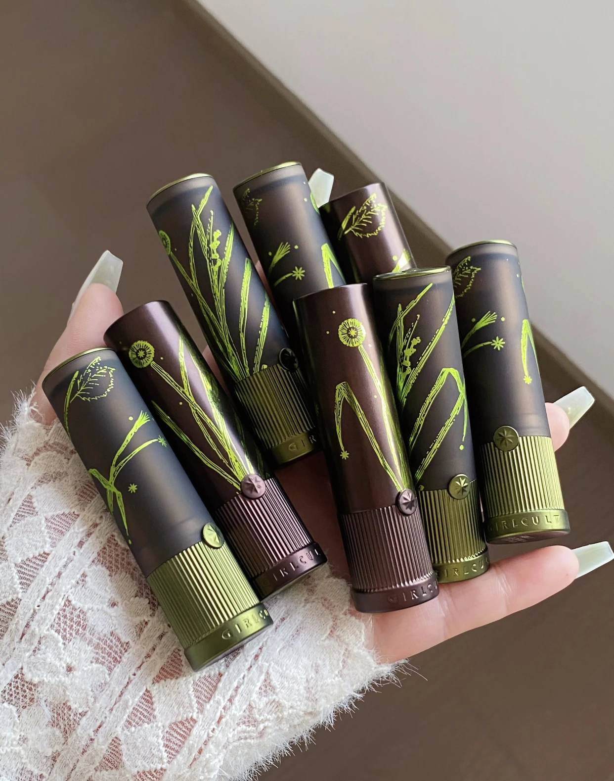 Girlcult Materia Medica Series ALLIN Makeup Gift Box Eyeshadow Face Integrated Palette Lip Gloss Handheld Mirror Gift Set