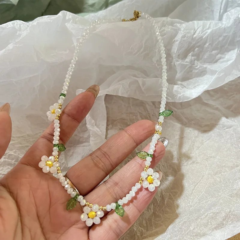 Handmade Daisy Chain Beaded Necklace,flower Beads, Seed Bead Necklace 
