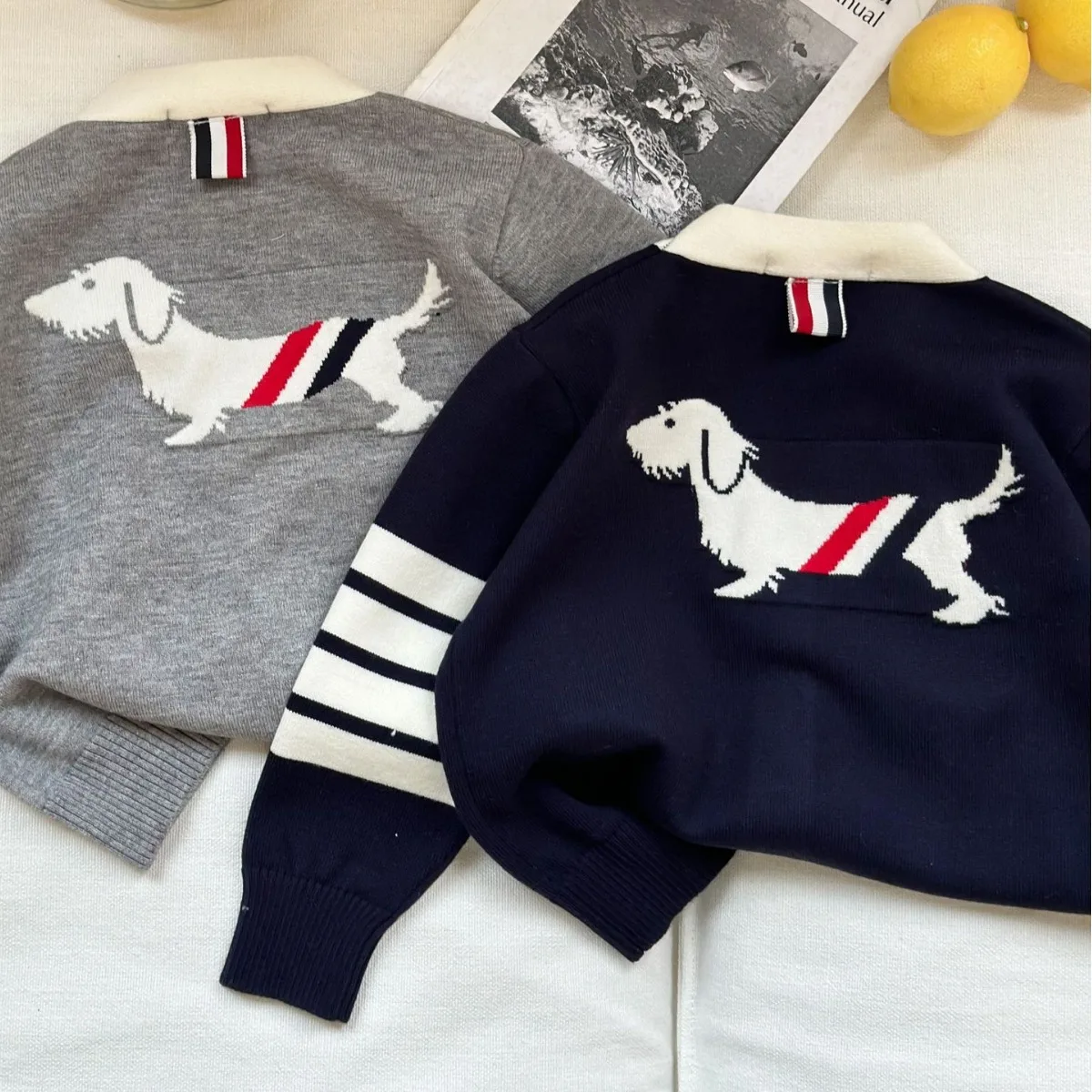 

Детский свитер для мальчиков на весну и осень 2024, универсальный Полосатый пуловер для отдыха с рисунком собаки из мультфильма, удобные топы для мальчиков