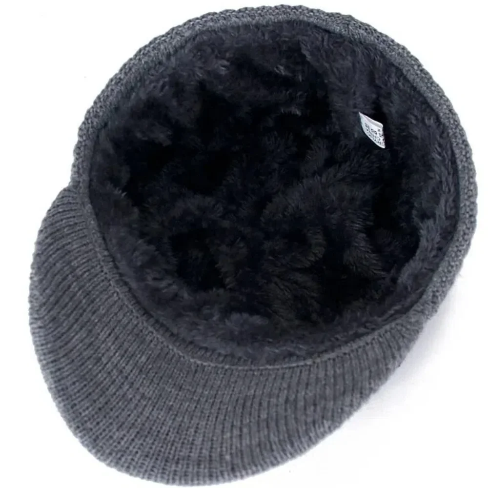 Hot Sale Unisex Warm Winter Hat With Brim Thicken Winter Hats For Men & Women