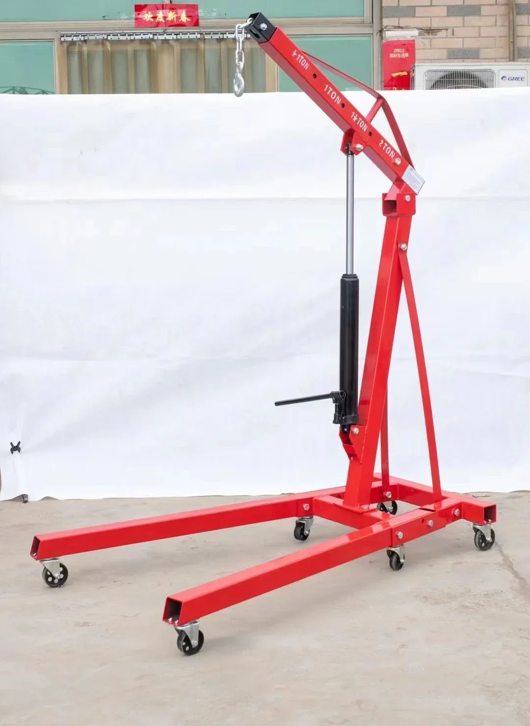 2TON 3TON Wear-resistant And Easy-to-use Engine Crane Suitable For Lifting Heavy Objects