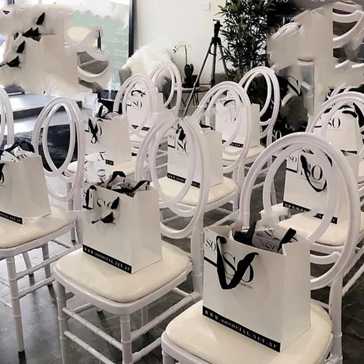 24pcs）modern clear crystal transparent tiffany acrylic phoenix chairs for wedding room and events