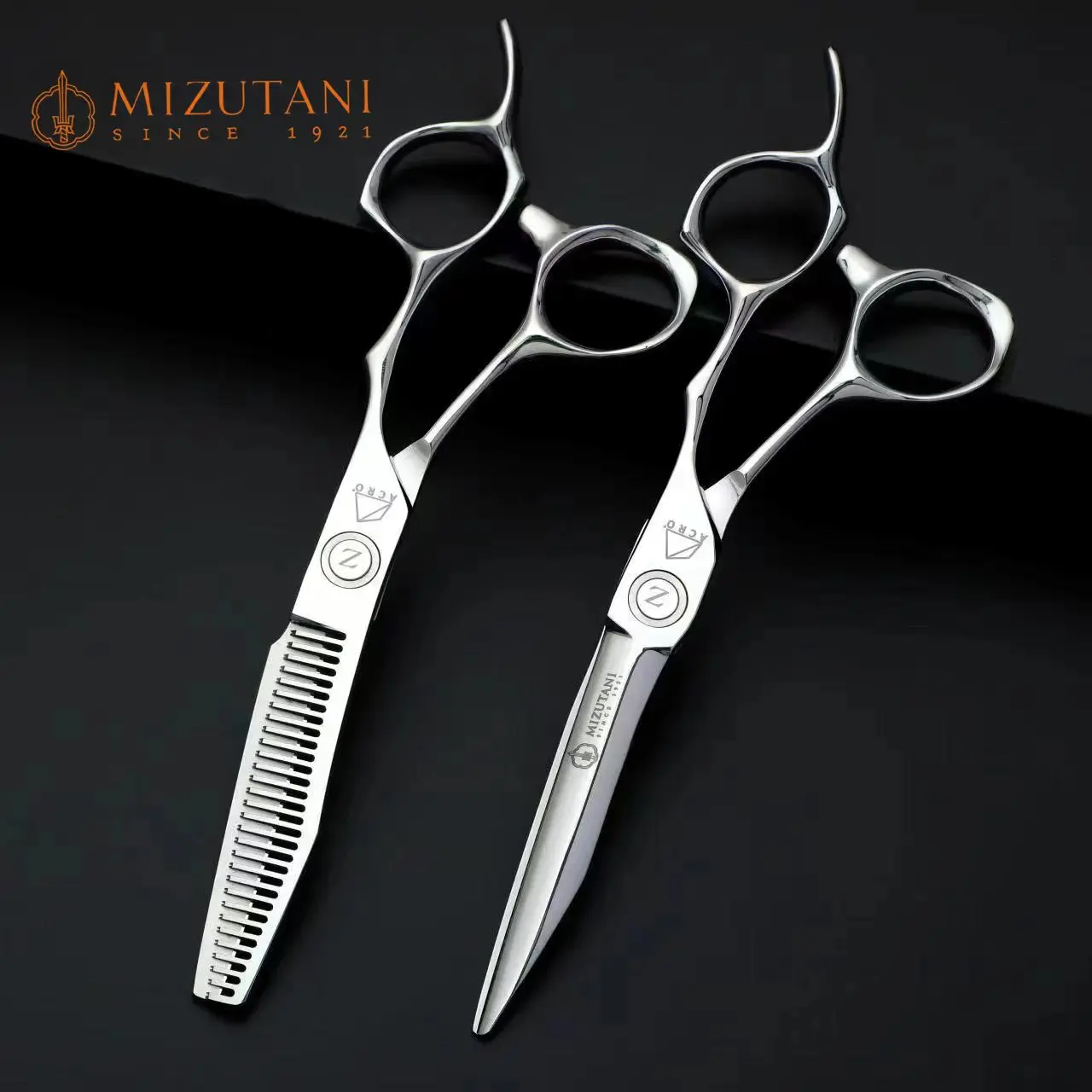 Description Picture 5 of itemMIZUTANI Professional Barber Scissors Grand Samurai Damascus Pattern 6