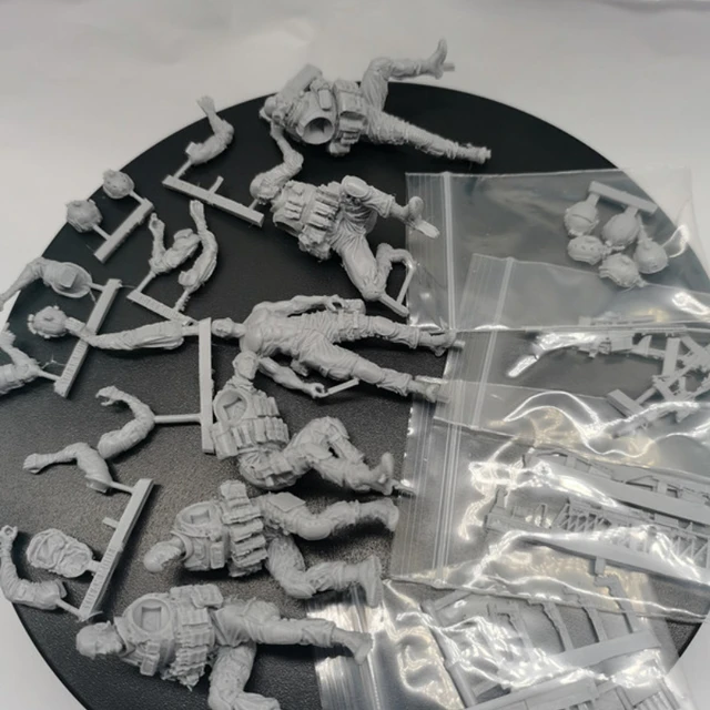 1/35 Vehicle-mounted U.S. Navy SEAL Team Six Special Forces Resin 6 Soldiers Without Car Unassembled and Unpainted Model Kit 6