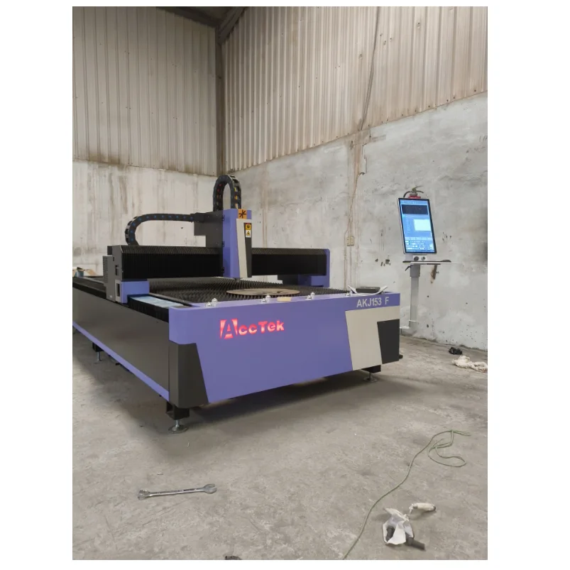 מכונת חיתוך וחריטה בלייזר סיבים אופטיים / מכונת חיתוך בלייזר סיבים / קוריאה סין ברזיל אירלנד לייזר