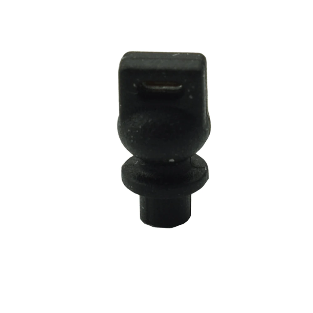Gros plan sur les balles amortisseur Mavic, texture caoutchouc pour simulateur de vol RC.