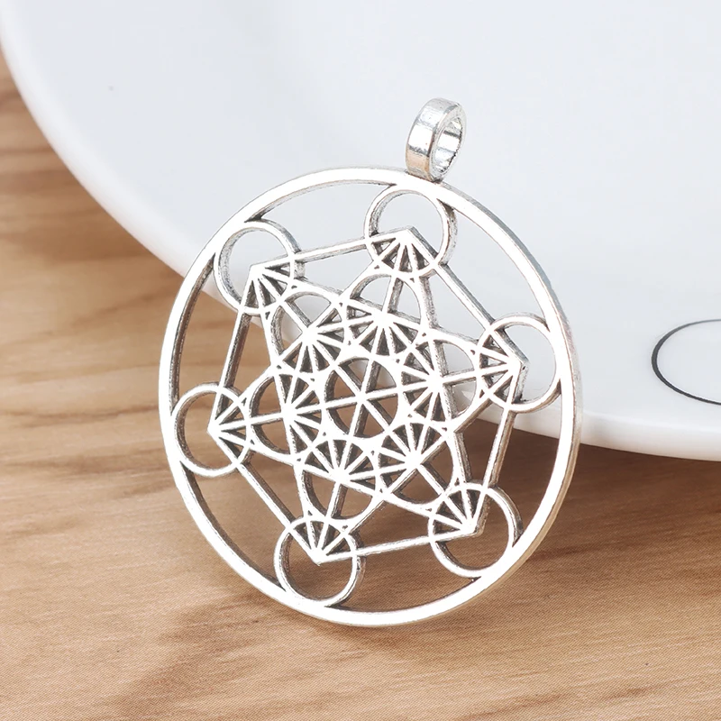 10pcsTibetanSilverLargeArchangelMetatronCubesRoundCharms