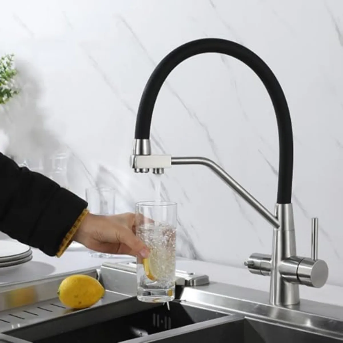 Kitchen Modern Copper Faucet Purification Drinking Water Pull-Out Sink Hot and Cold Pure Water Direct Drinking Faucet 1