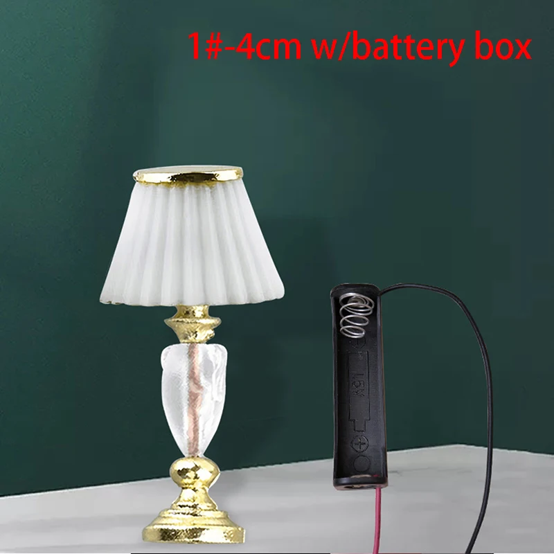 1:12 Dollhouse Retro European Style Mini LED Lamp Reading LED Table Light Lamp Wall Light Battery Powered Room Outdoor Decor Toy 2