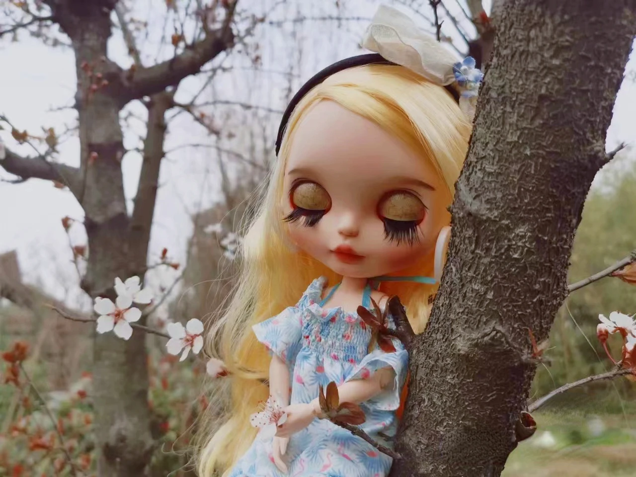 Рисунок 6 - Кукла Neo Blyth Fani с фламинго