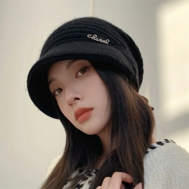 Winter new hat for women, autumn and winter Western style knitted hat, double-layer thick cold proof toe cap 3
