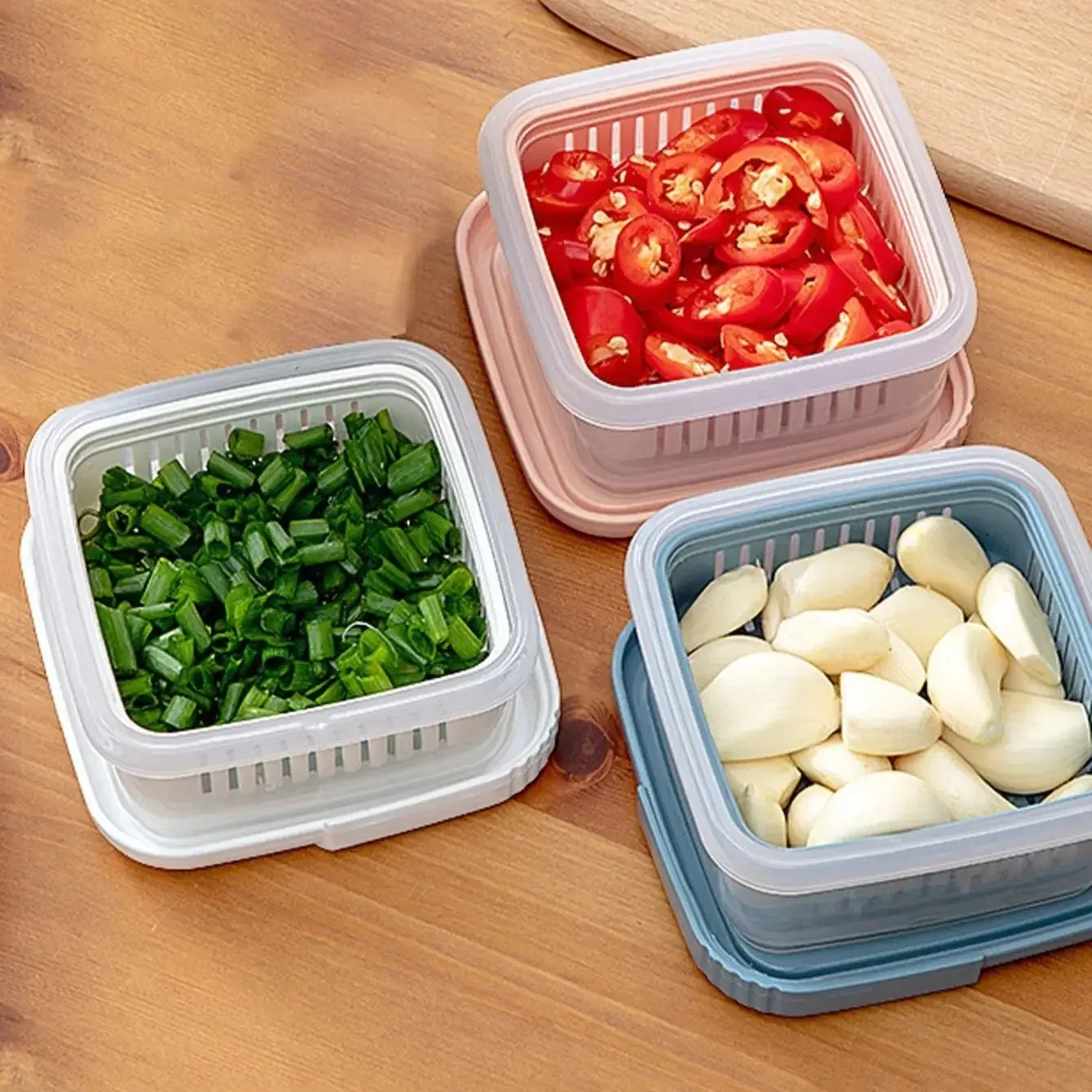 Description Picture 4 of itemDouble-layer Refrigerator Storage Box Ginger Scallion Onion Containers Sealed Fruits Vegetables Drain Crisper Kitchen Supplies