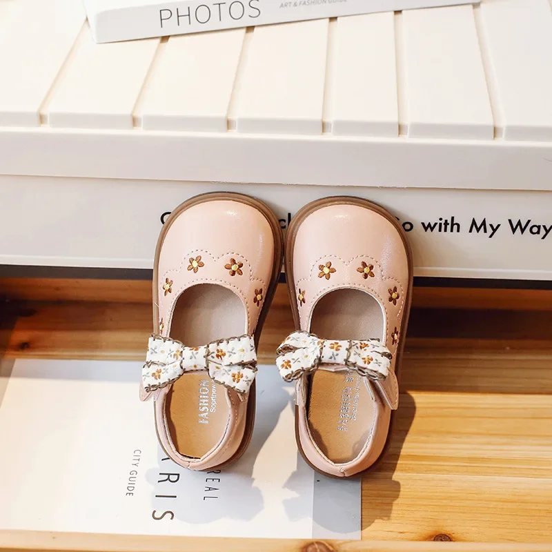 Little Girl Leather Shoes Fashion Sweet Bowtie Children's Flats Embroidery Causal Kids Versatile Princess Wedding Shoes Non-slip 6