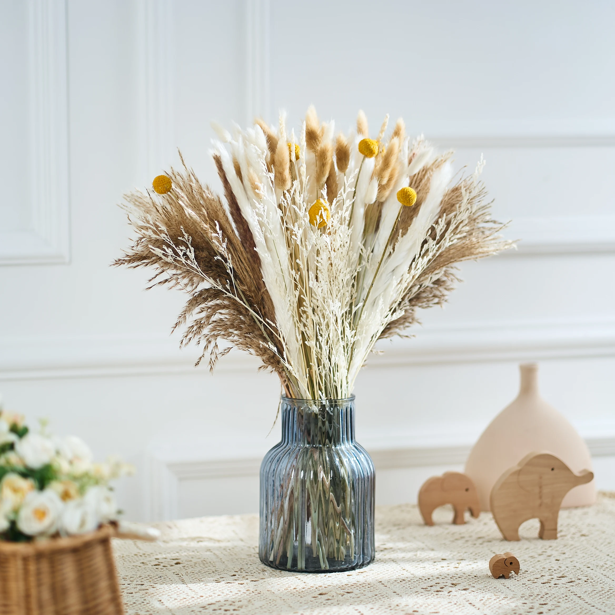 

Natural Pampas Grass Boho Style Flower Arrangement Decor for Wedding Party Farmhouse Living Room Kitchen Dining Table Decoration