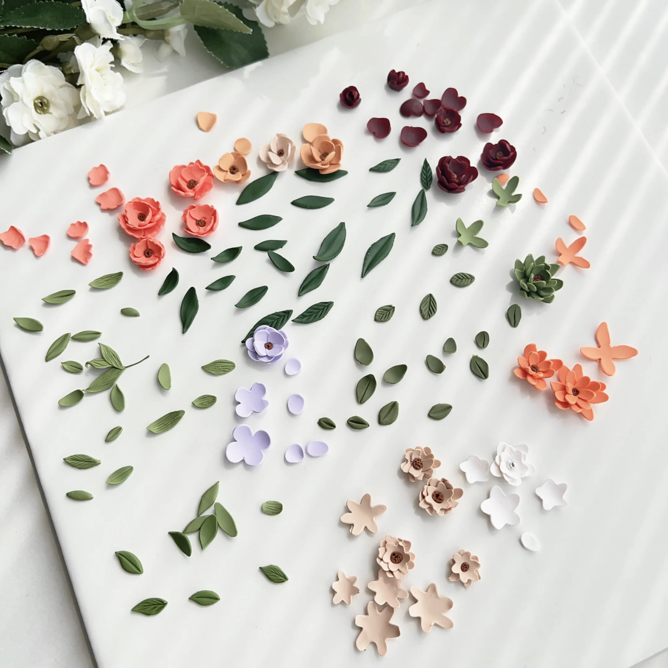 부드러운 점토 금형 점토 폴리머 금형 꽃 잎 DIY 귀걸이 펜던트 쥬얼리 부드러운 도자기 도구 폴리머 클레이 금형