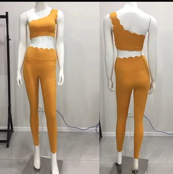 Set da Yoga colorato con orlo di loto donna due pezzi abbigliamento da allenamento Fitness sollevamento dell'anca reggiseni e Leggings sportivi per il Fitness canotta 1