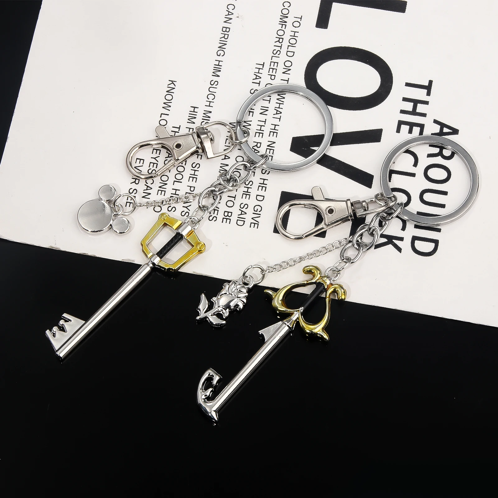 Game Kingdom Hearts Sora Key Keychain Forgotten Blade Metal Golden