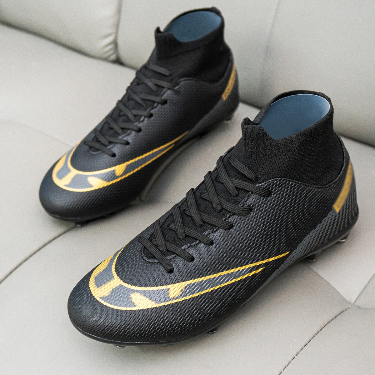 Unisex Premium Comfort High-Top Football Shoes with Versatile Studs