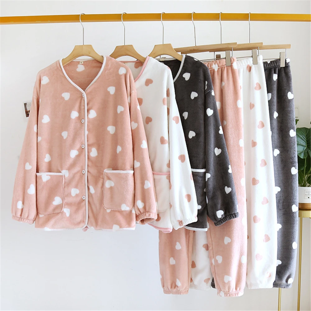 

2022 New Coral Fleece Pajamas Women'S Autumn And Winter Thickened Plus Velvet Warm Furry Cute Love Print Flannel Home Wear Set