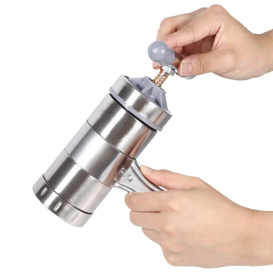 S8663ec66d2ea46c0b6511f5a7d22bca6U 1PC domowa ręczna maszyna do robienia makaronu ze stali nierdzewnej nacisk dłoni maszyna do makaronu urządzenie do gotowania makaronu z 5 modelami