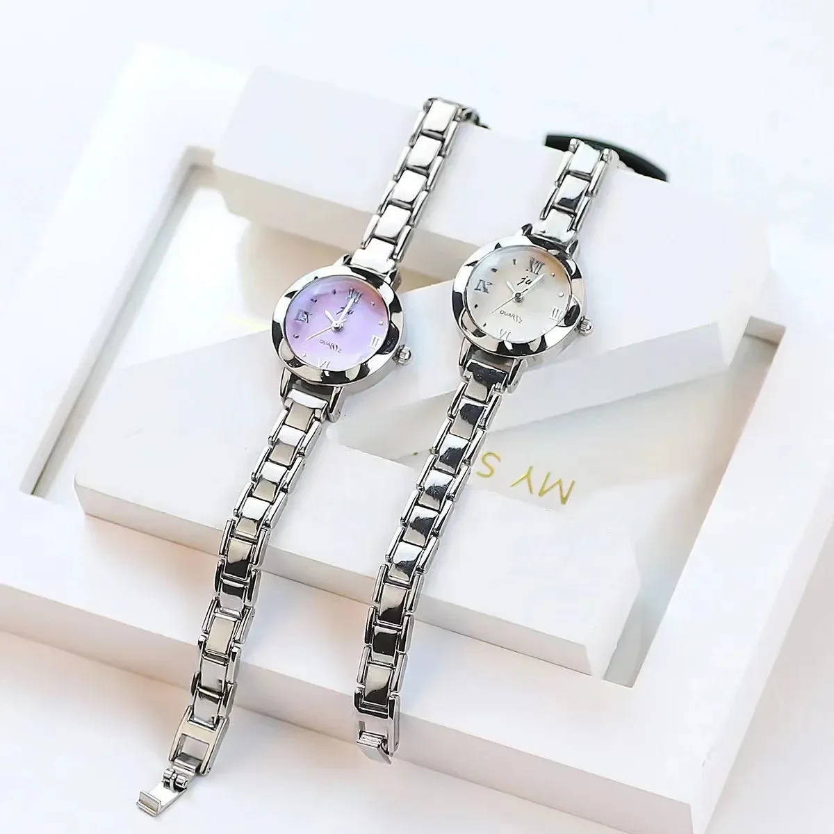Women Watches Ladies Fashion Students Small Round Dial Steel Band Trend Temperament Quartz Wristwatch Personality Bracelet