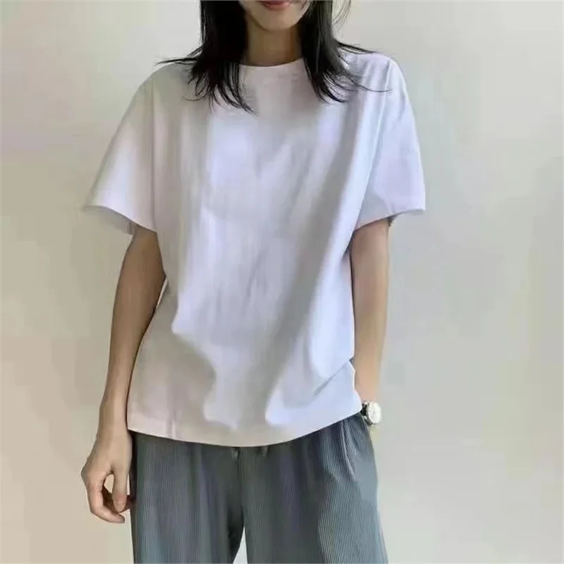 Pure white short t