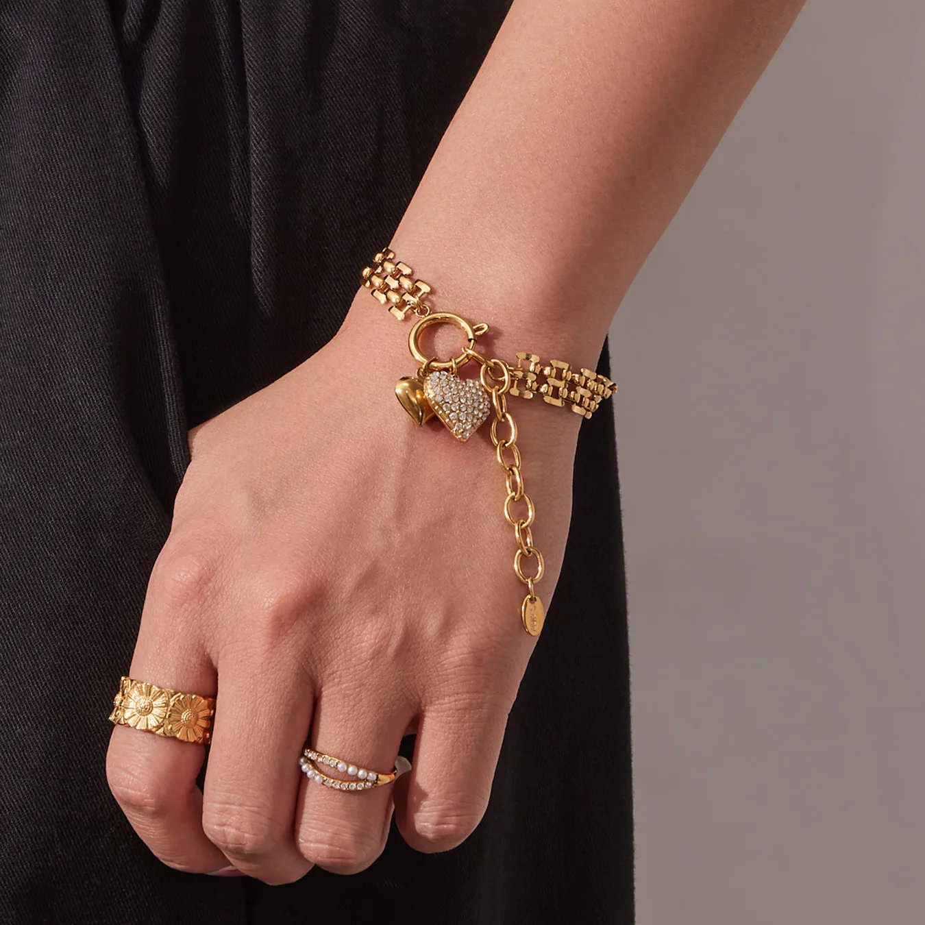 Niedliches Herz-Kreuz-Anhänger-Halsketten-Halsband für Frauen, Edelstahl, vergoldet, klobiges Kettenarmband, wasserdichtes Schmuckset – Detail 8