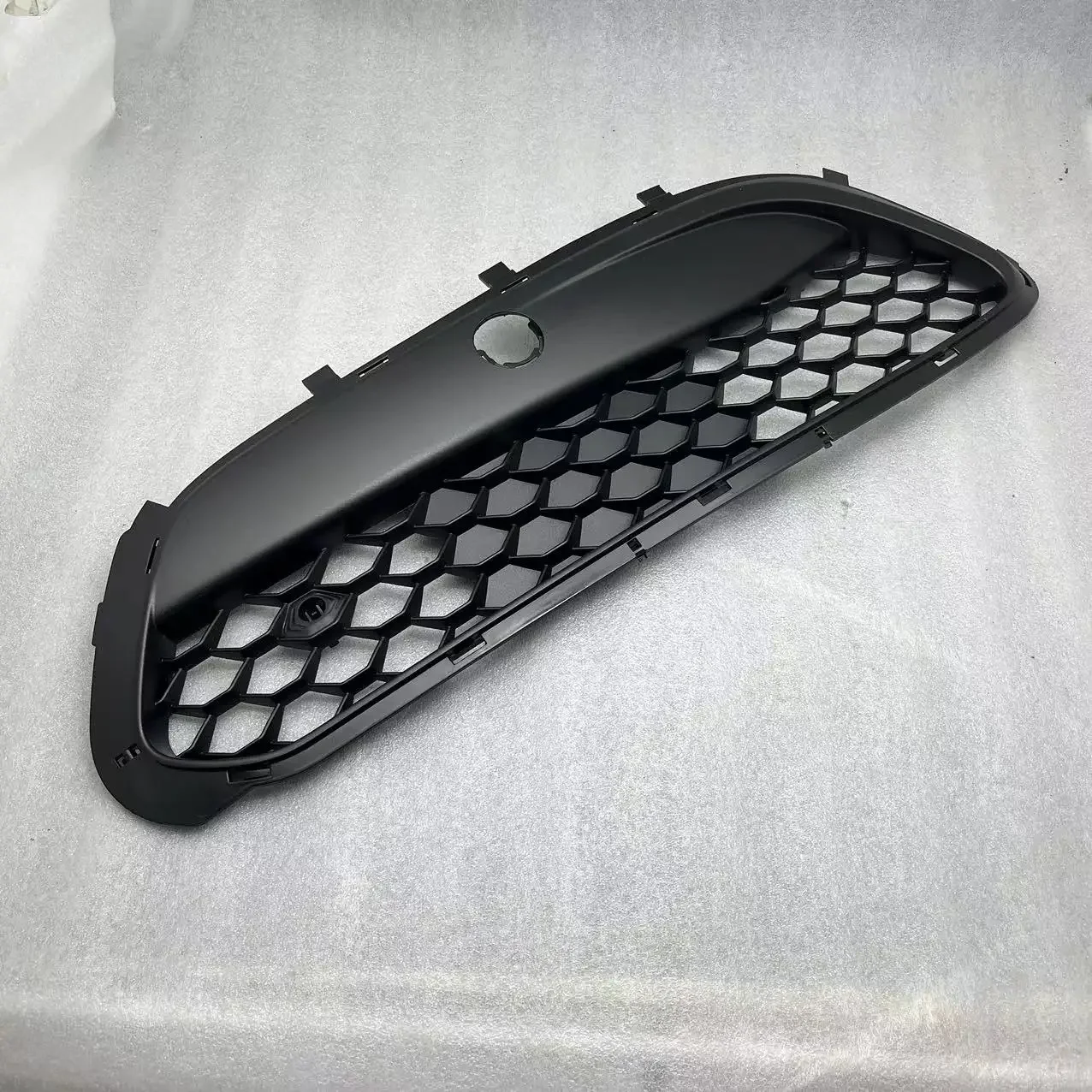 for Alfa Romeo Front bumper grille Stelvio 2017- 156125972 156134845 Front bumper grid automotive parts custom best key keyless remote kr5alfa434 a2c97635100 for alfa romeo giulia stelvio 2017 2018 2019 2020 433mhz 4a chip smart key fob