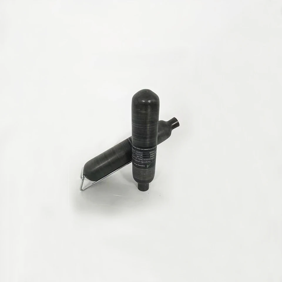 カーボンファイバー2L 300bar タンク2本セット (ペア) カーボンファイバー2L 300bar タンク2本セット (ペア)