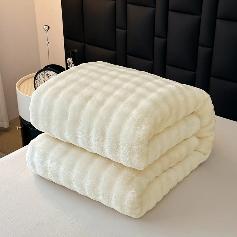 Luxurious 3D Bubble White Plush Fleece Blanket - Ultra-Soft Textured Throw