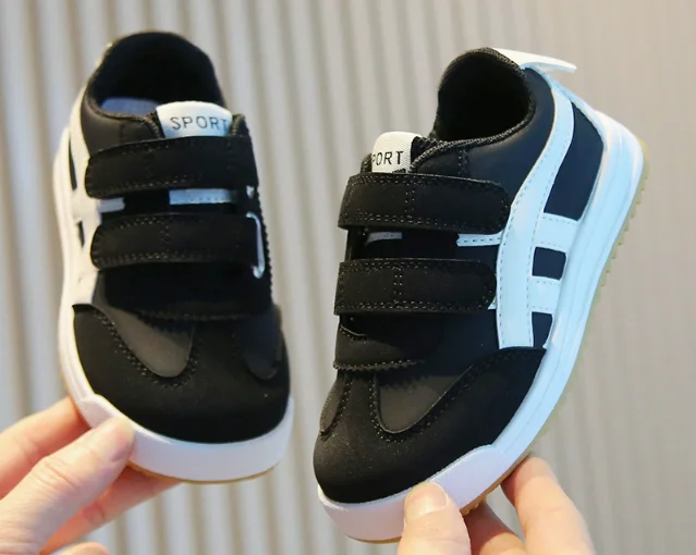 Children's Sneakers New Fashion Slip-On Lightweight Boy Girls Sports Shoes Leather Breathable Kids Toddler Outdoor Running Shoes