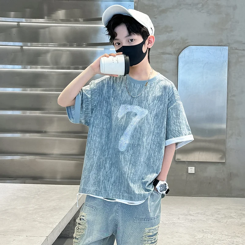 Costume da cowboy fresco per bambini Set di vestiti estivi per bambini T-shirt in denim e pantaloncini strappati Set di vestiti per adolescenti Ragazzo 5-14 - immagine 6