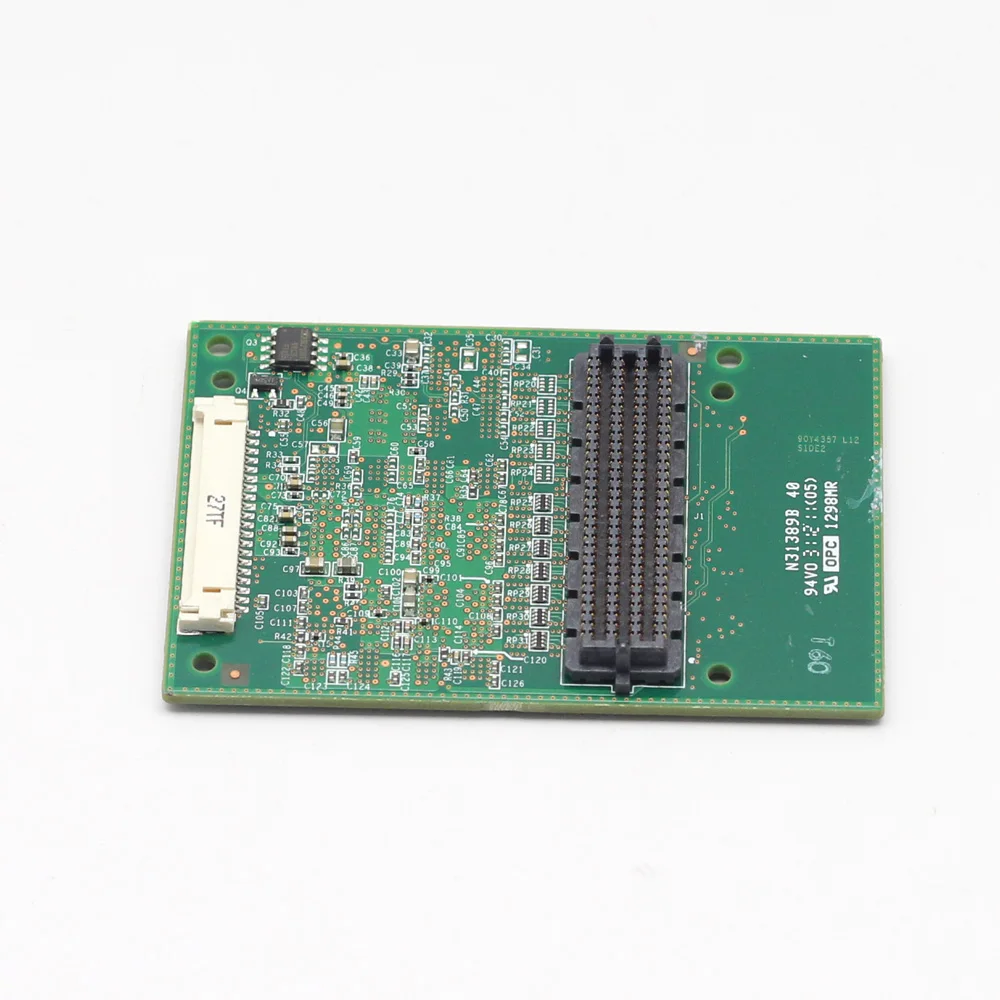 Carte RAID 5 IBM ServeRAID M5110 (81Y4481) + module RAID5/Cache 512MB ( 81Y4484 Carte RAID 5 IBM ServeRAID M5110 (81Y4481) + module RAID5/Cache 512MB ( 81Y4484