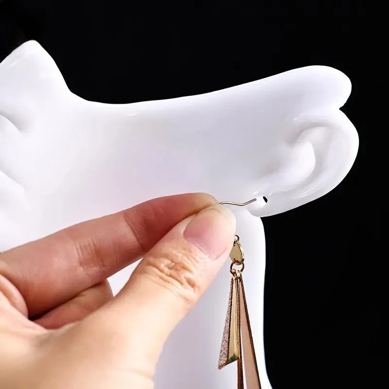 Portrait Neck Necklace Window display rack jewelry earrings Plastic Mannequin display rack jewelry pendant necklace neck model