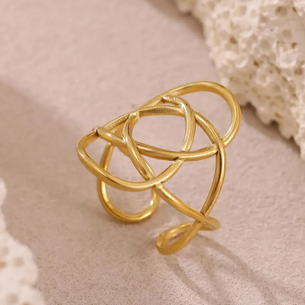 Stainless Steel Geometric Interlocking Rings for Women