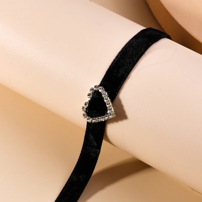 Collana girocollo argento zirconi e centrale cuore rosa - Chic Ad Hoc