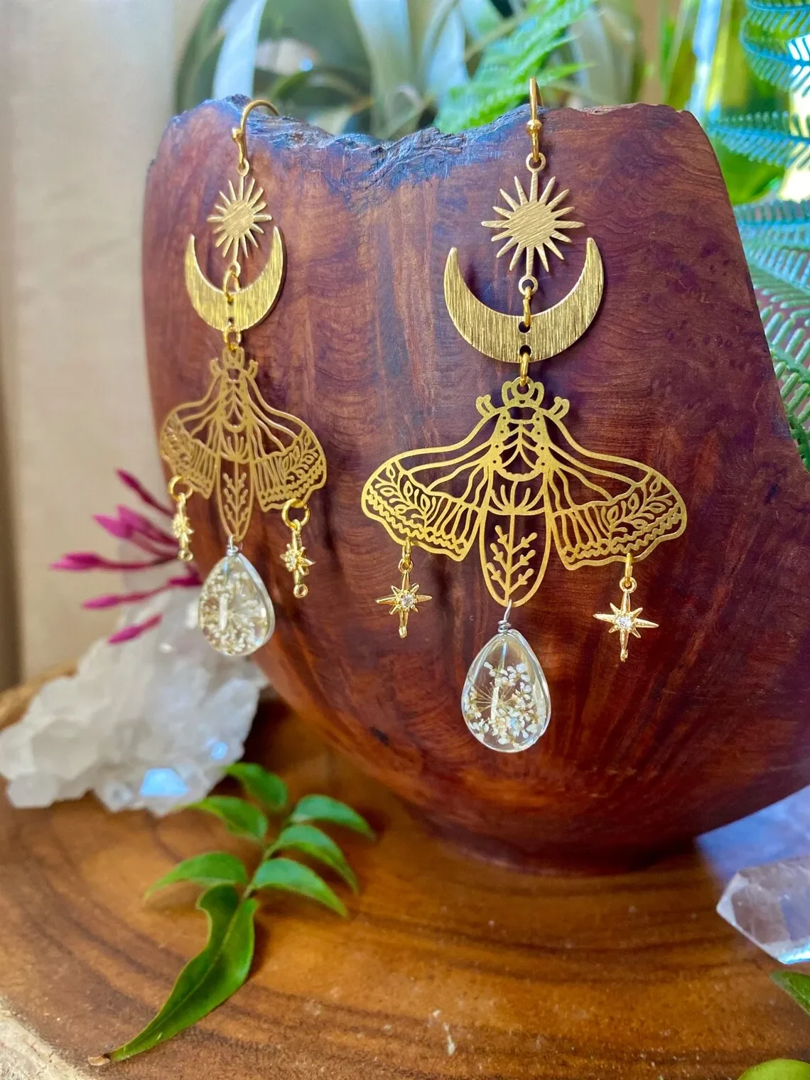 

Bohemia Gold Color Moth and Droplet Shape Transparent Crystal Pendant Earrings
