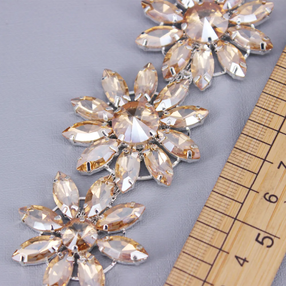 Crystal AB Rhinestone Patch Wedding Dress Decoration Flower Shape Sew On Epaulette Shoulder Tassel Pad Applique