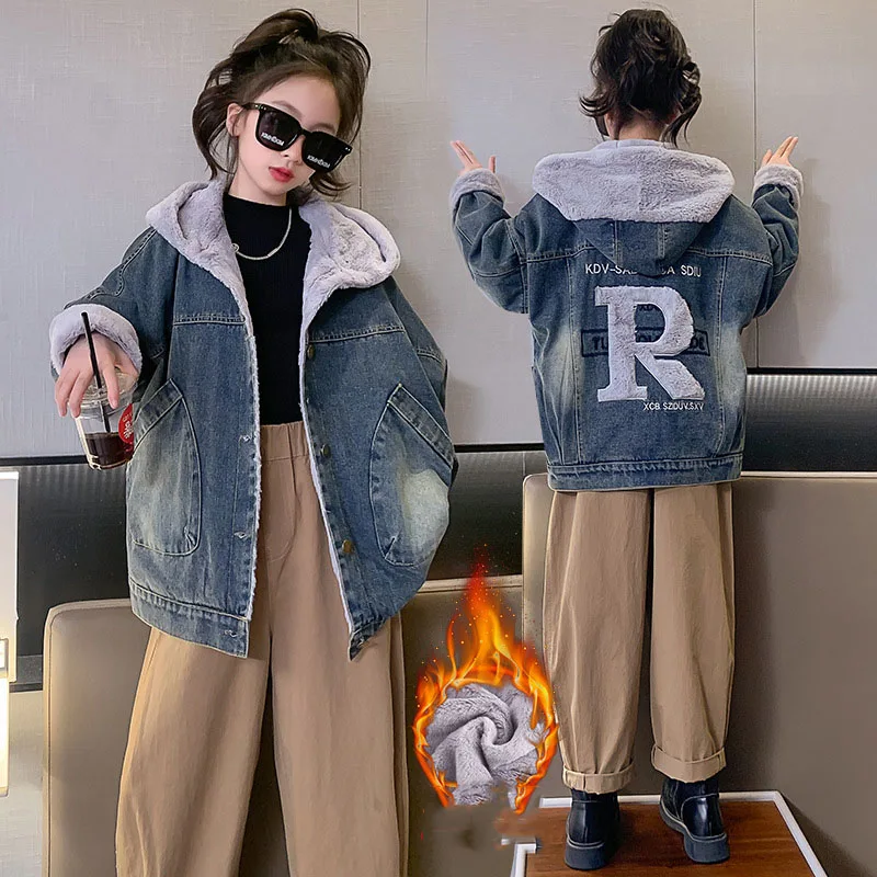 

2023 Korean Winter Children Girl Denim Outwearcoat Thicken Teenager Girl Warm Cotton Jacket Junior Girl Hooded Letter Tops